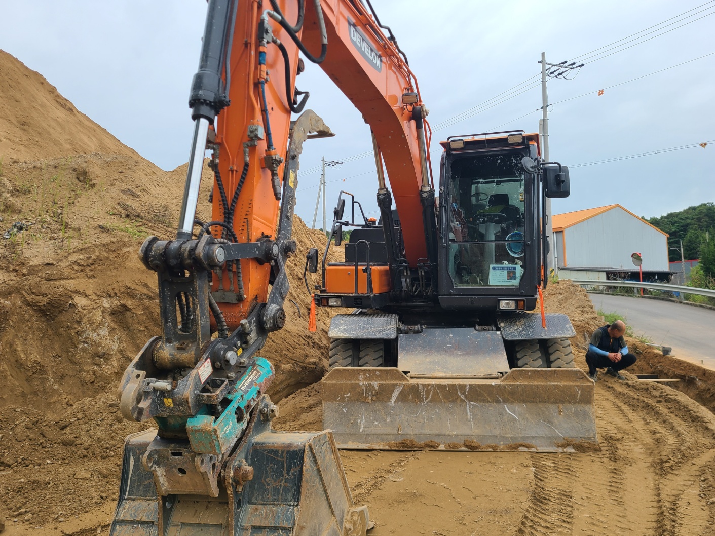 DX140W 회전링크, 코집
