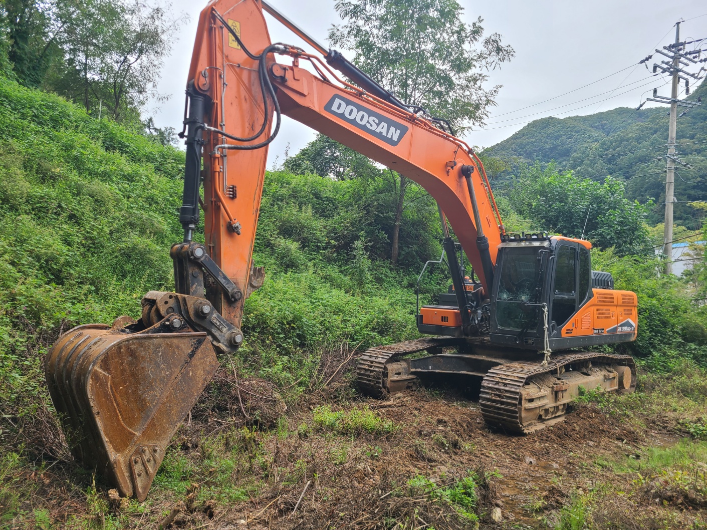 DX320-7 저가동 특급