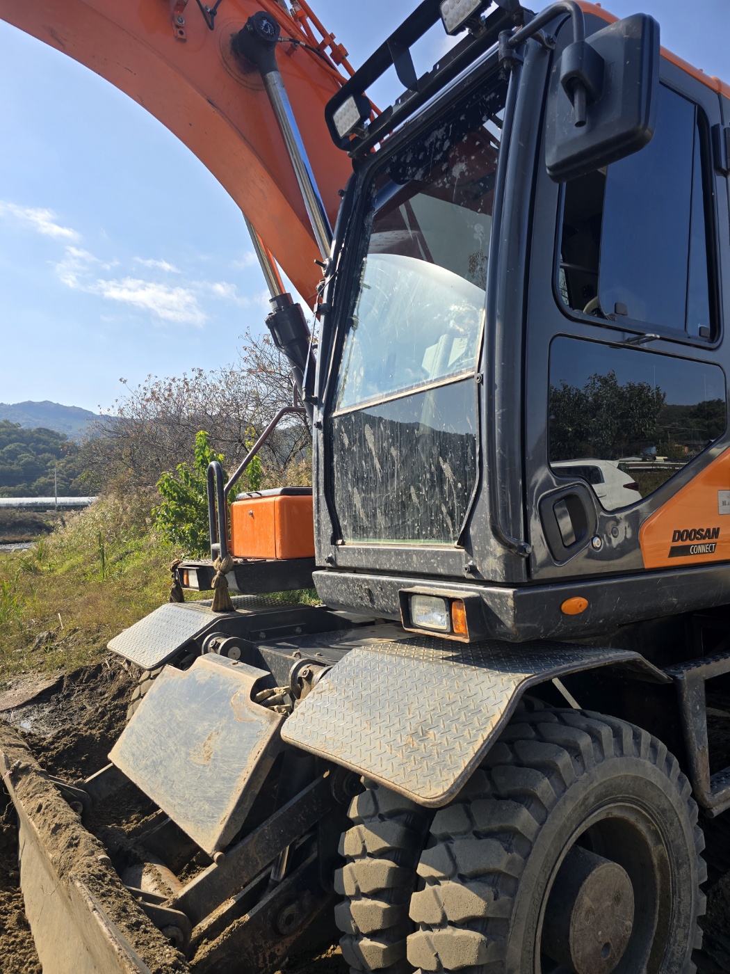 DX140W 회전링크, 코집